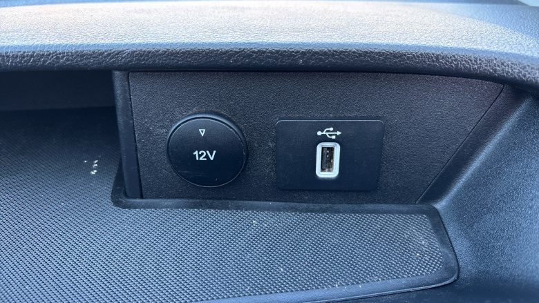 Ford Transit Custom 320 L1 Diesel Fwd 2.0 EcoBlue 170ps Low Roof Limited Van Auto